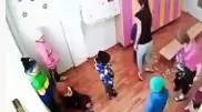 Воспитатель била малышей в коррекционном детском саду в Аксу