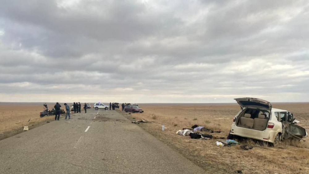 Пять человек погибли в ДТП в Атырауской области