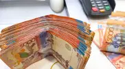 Ставки по депозитам поднимают в Казахстане