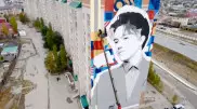 Гигантский мурал с Димашем Кудайбергеном появился на родине певца