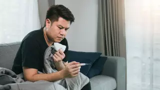 Семь вещей, которые нельзя делать, если вы простудились