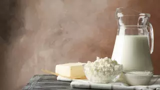 Почему дорожают молоко и молочные продукты, объяснил эксперт