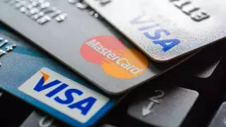 Россияне спровоцировали в Казахстане карточный бум - СМИ