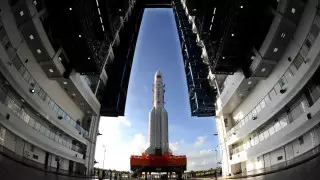 Обломки 21-тонной ракеты упадут на Землю