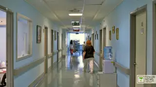 Пять человек поступили в больницу с ранениями, один погиб в Есике