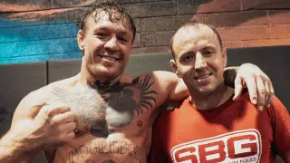 Сменил весовую? В соцсетях удивились фотографии Макгрегора "на массе"