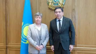 Аким Алматы встретился с представителями ОБСЕ