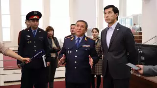 Аким ЗКО провел совещание с руководством департамента полиции