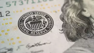 Курс доллара вырос на торгах