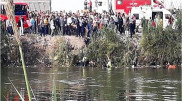 В Египте автобус упал в водоканал, 19 человек погибли