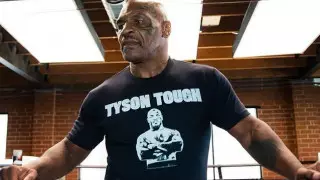 Тайсон и Холифилд решили заработать на скандале с откушенным ухом