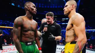 "Я безумен". Экс-чемпион UFC готов к реваншу после нокаута