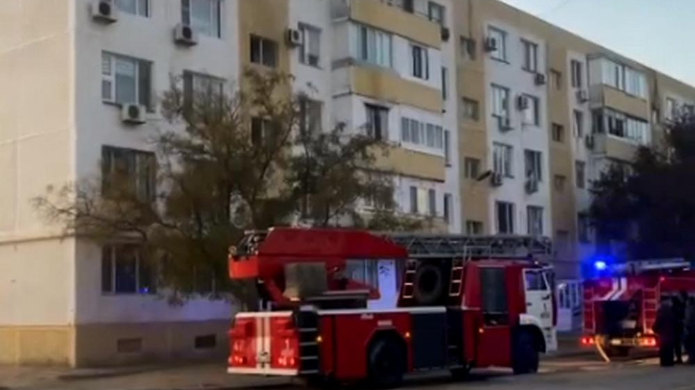 50 человек эвакуировали из-за пожара в пятиэтажке Актау