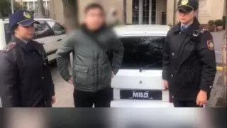 Водителя автомобиля с надписью "МВД" вместо госномера задержали в Шымкенте