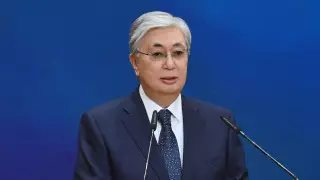 Токаев посетит Россию и Францию