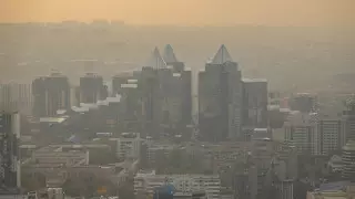 Власти Алматы должны признать загрязнение воздуха главной проблемой - депутат