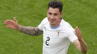 Защитнику сборной Уругвая грозит длительная дисквалификация