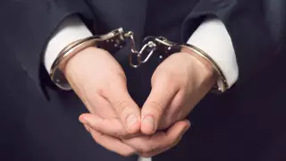 Дело о крупнейшей финпирамиде в Казахстане: россиянина задержали в Испании