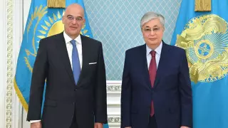 Токаев принял главу МИД Греции