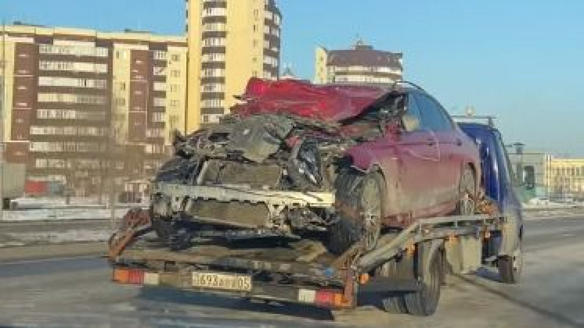 Казахстанский блогер разбил дорогое авто во время съемок трюка: 11 декабря  2022 11:02 - новости на Tengrinews.kz