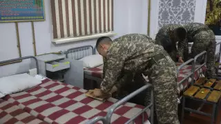 "Родители боятся отправлять в армию" - депутат обратилась к Минобороны