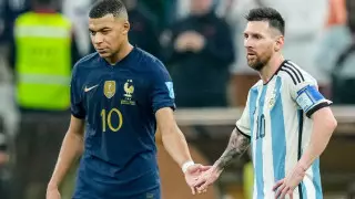 Взаимная неприязнь? Жесты Месси и Мбаппе стали поводом для обсуждения в сети