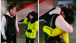 Сын нашел родную мать после 15 лет разлуки в Экибастузе