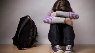 В Актау расследуют случай изнасилования военнослужащим своей дочери