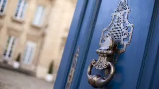 Налог на роскошь: два варианта озвучил министр