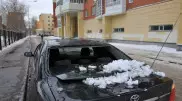 Мнение юриста: кто несет ответственность, если на машину упала глыба льда