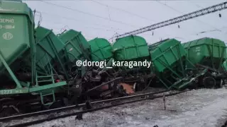 19 вагонов сошли с рельсов в Карагандинской области