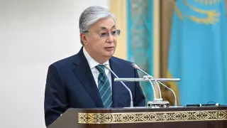 "Этого от нас ждет общество". Токаев в Сенате высказался о реформах