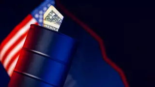 Цены на нефть марки Brent упали ниже 82 долларов за баррель