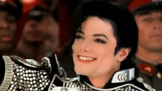 Дети Майкла Джексона в объективах папарацци: как сложилась их жизнь после смерти короля поп-музыки