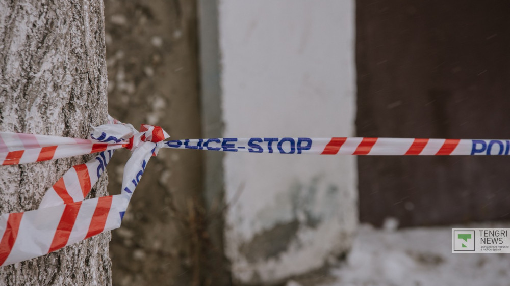Тело женщины нашли возле торгового дома в Караганде