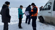 Авто провалилось под лед на Капшагайском водохранилище