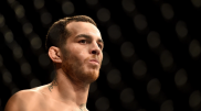 Украл телефон и избил до конвульсий. Экс-боец UFC задержан без права на залог