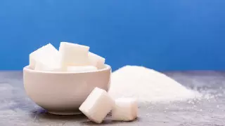 Страны ЕАЭС должны предупреждать заранее - Смаилов о дефиците сахара