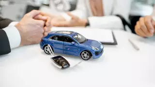 Названа дата начала легализации иностранных авто в Казахстане