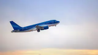 AZAL свяжет Астану и Баку