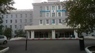 "Не распознали аппендицит". Врачей Темиртау обвинили в смерти 27-летнего пациента