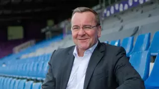 Имя нового министра обороны назвали в Германии