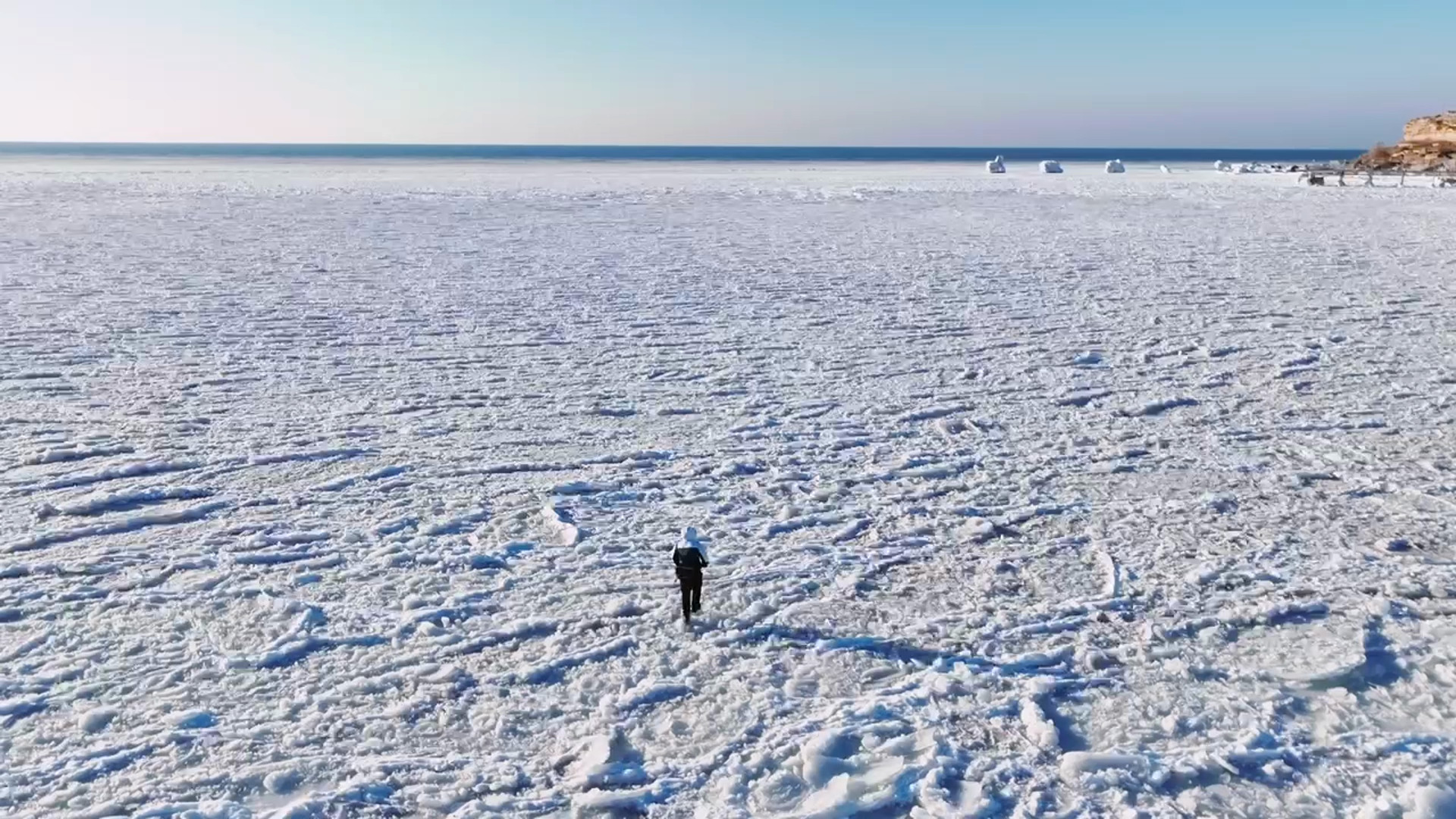 Замерзшее море