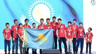 Школьники "придумали бизнес" ради поездки на ЧМ по роботехнике в США