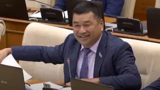 Неоднозначное интервью: Абильдаева лишили депутатских полномочий