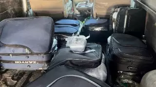 Два казахстанца пытались ввезти в страну 275 килограммов ювелирных украшений