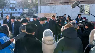 "Я специально приехал": Токаев пообщался с жителями Рудного