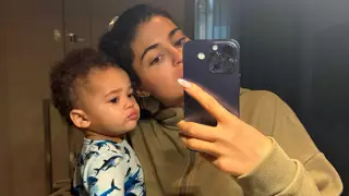 Кайли Дженнер впервые показала сына