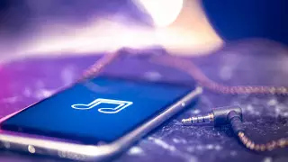 Spotify планирует массовые сокращения - СМИ