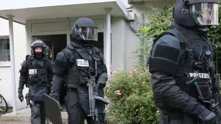 Германия обвинила пятерых граждан в госизмене